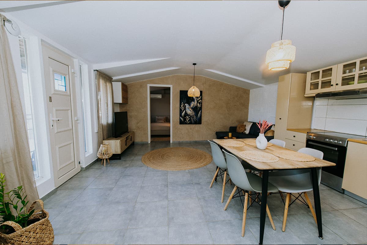 Cozy place 1